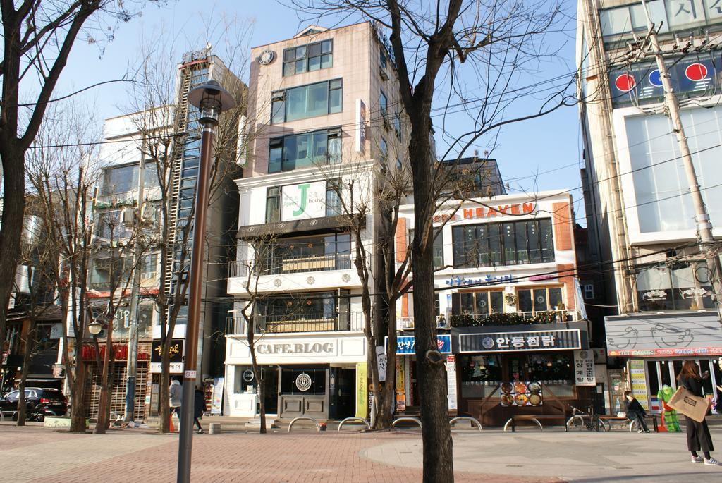 J Guesthouse Сеул Экстерьер фото